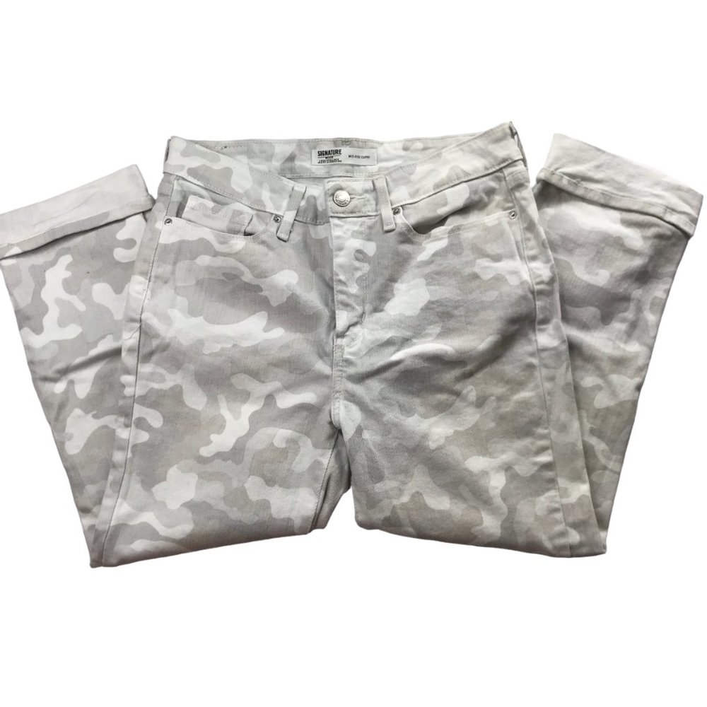 LEVI STRAUSS Signatrue Mid-Rise Capri WhiteGray Camo Camouflage Sz Women's W27 - Picture 2 of 11